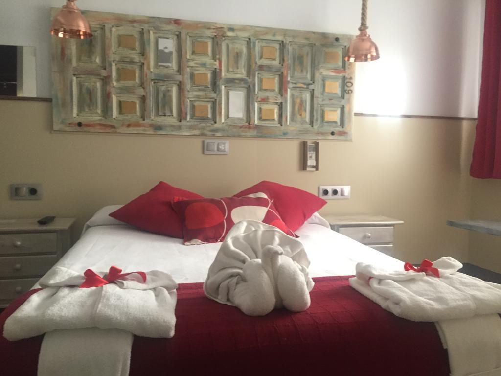 Hostal Boutique Luna De Gavin Cullera Exterior foto
